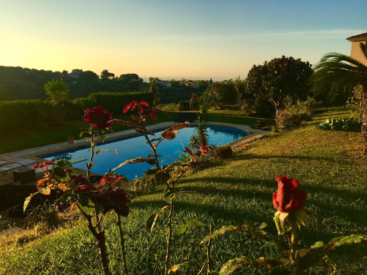 Villa Antoline Cagnes-sur-Mer Buitenkant foto