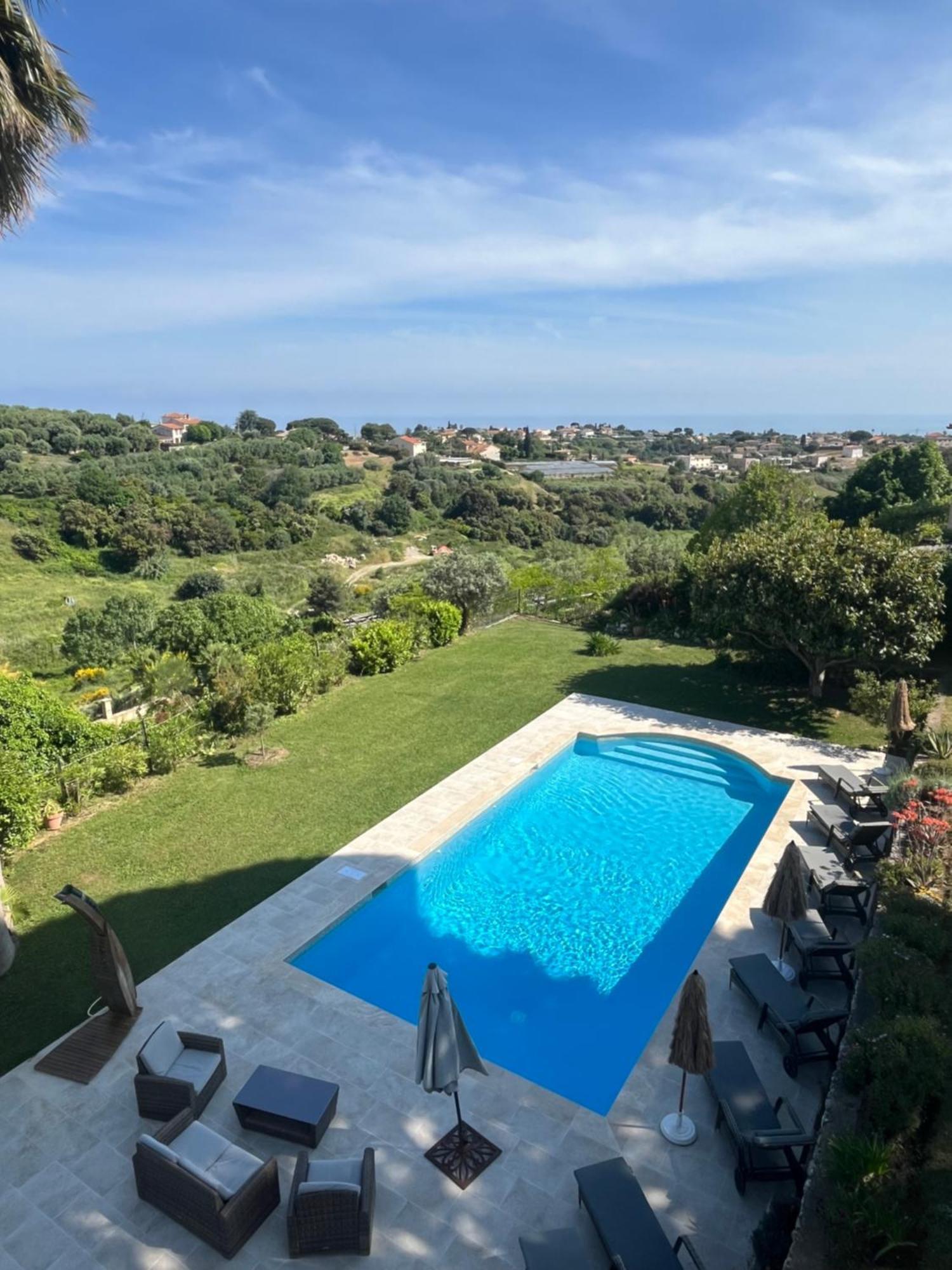 Villa Antoline Cagnes-sur-Mer Buitenkant foto