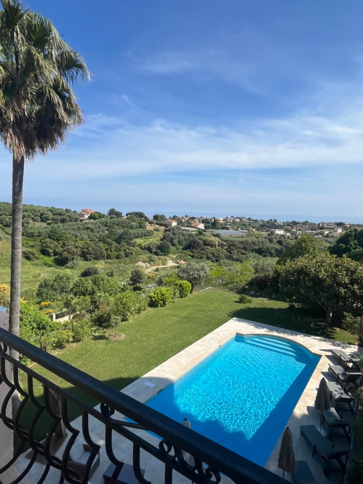 Villa Antoline Cagnes-sur-Mer Buitenkant foto